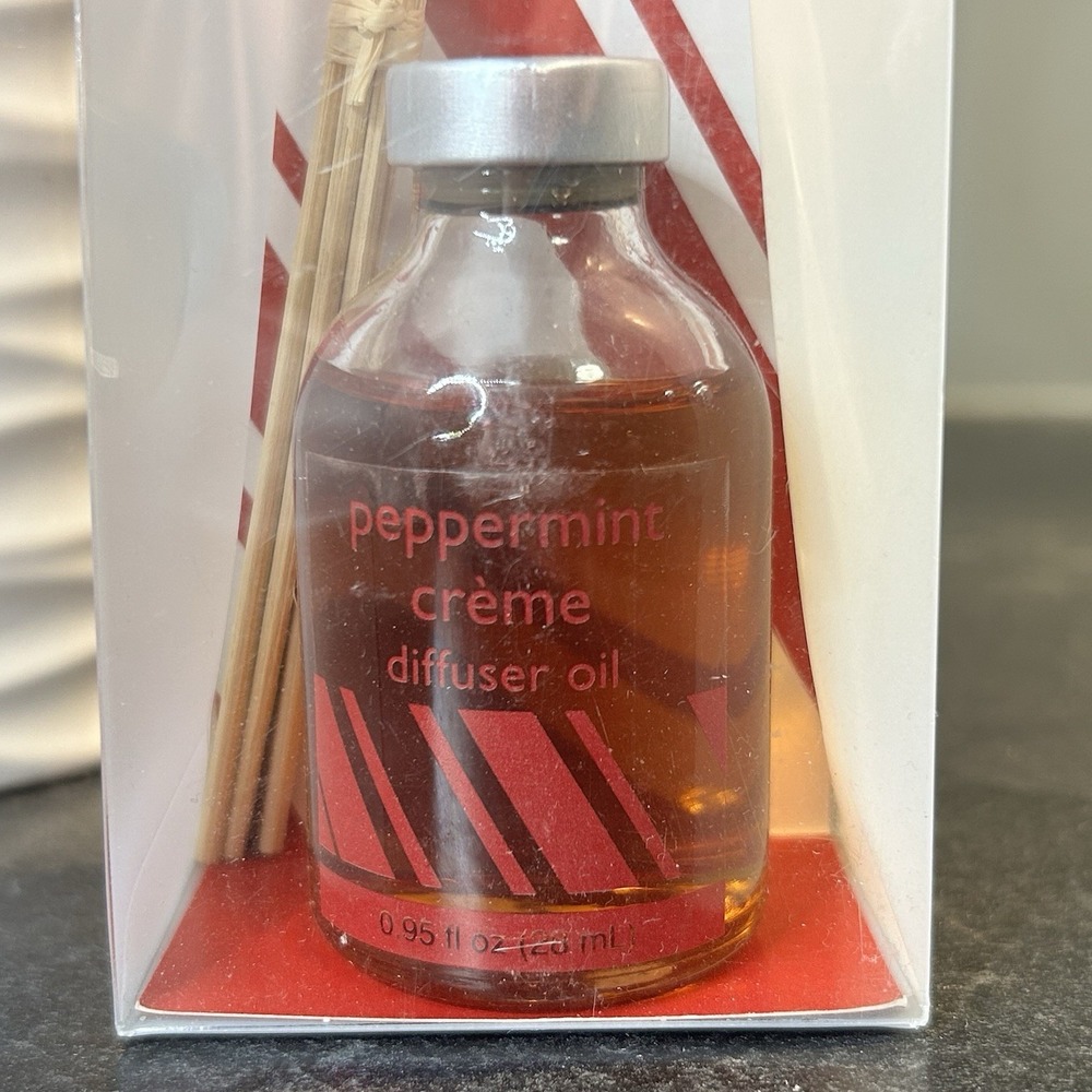 NEW Pier 1‎ Import Peppermint Creme Diffuser Oil .95 oz & Reeds DISCONTINUED - Picture 2 of 8